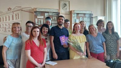 Офлайн-зустріч із харківською письменницею Аліною Дихман