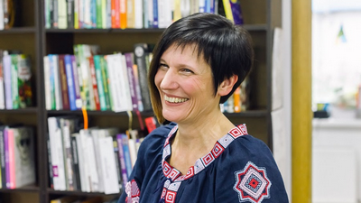 Запрошуємо на онлайн-зустріч з директоркою Луганської обласної універсальної наукової бібліотеки Світланою Моісєєвою